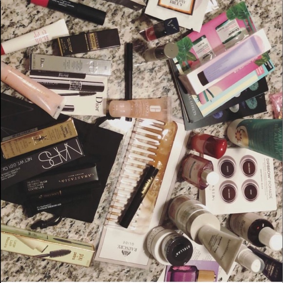 Beauty care package - Picture 3 of 8